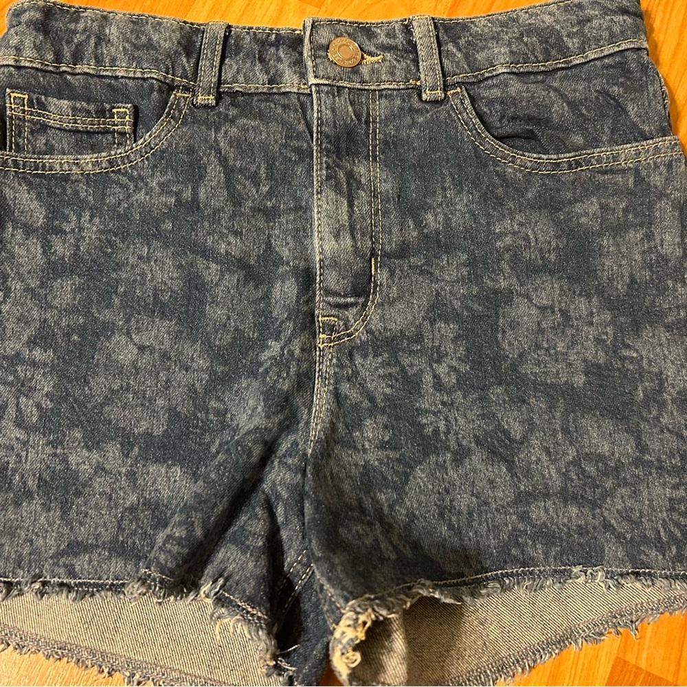 Girls GAP jean shorts like new